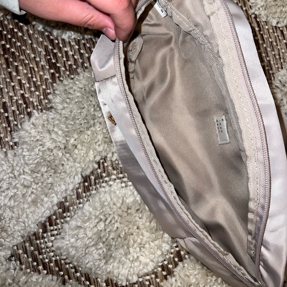 Target Fanny Pack - Picture 5 of 5